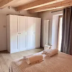 Boutique Alpine One-bedroom By Supastays - Via Lyssandrin 8 *