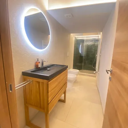 Apartamento Boutique Alpine One-bedroom By Supastays - Via Lyssandrin 8 *