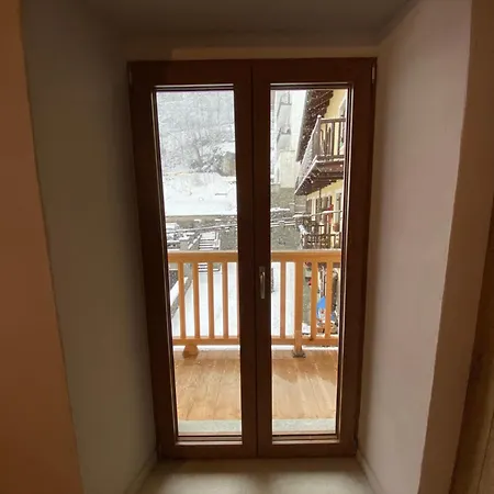Boutique Alpine One-bedroom By Supastays - Via Lyssandrin 8 Apartamento Courmayeur