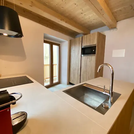 Boutique Alpine One-bedroom By Supastays - Via Lyssandrin 8 Courmayeur