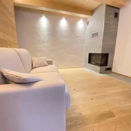 Boutique Alpine One-bedroom By Supastays - Via Lyssandrin 8 * Courmayeur