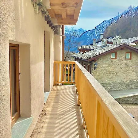 Boutique Alpine One-bedroom By Supastays - Via Lyssandrin 8 Appartamento