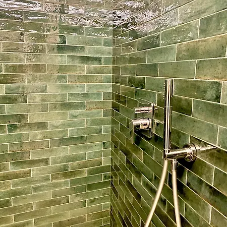 Appartamento Boutique Alpine One-bedroom By Supastays - Via Lyssandrin 8