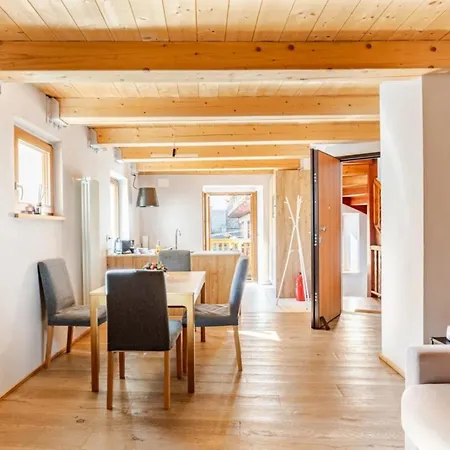 Boutique Alpine One-bedroom By Supastays - Via Lyssandrin 8 *
